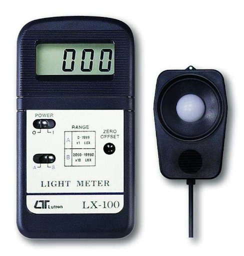 LUTRON DIGITAL LIGHT METER LX-100